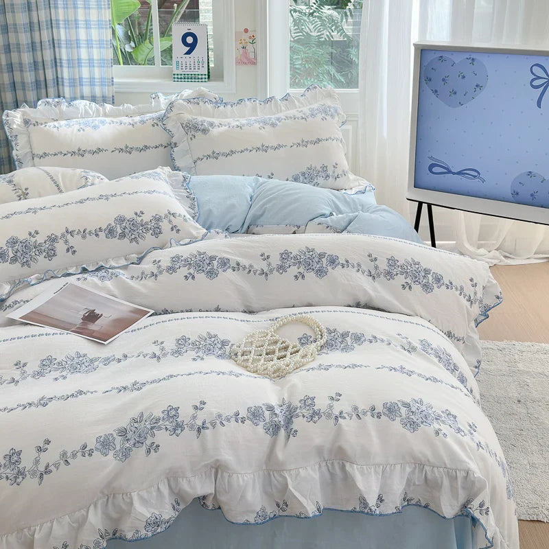 4pcs Korean lace Duvet Cover Set (1*Duvet Cover +1 flat sheet + 2*Pillowcase, Without Core), Fresh Flower Print Bedding Set