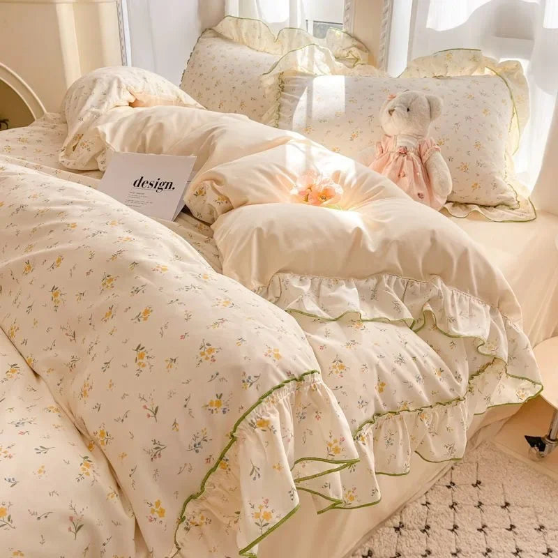 French Country Bedding Set - Ruffled Duvet Cover + Pillowcases (Queen Size, Soft Girls' Quilt-Style Decor)