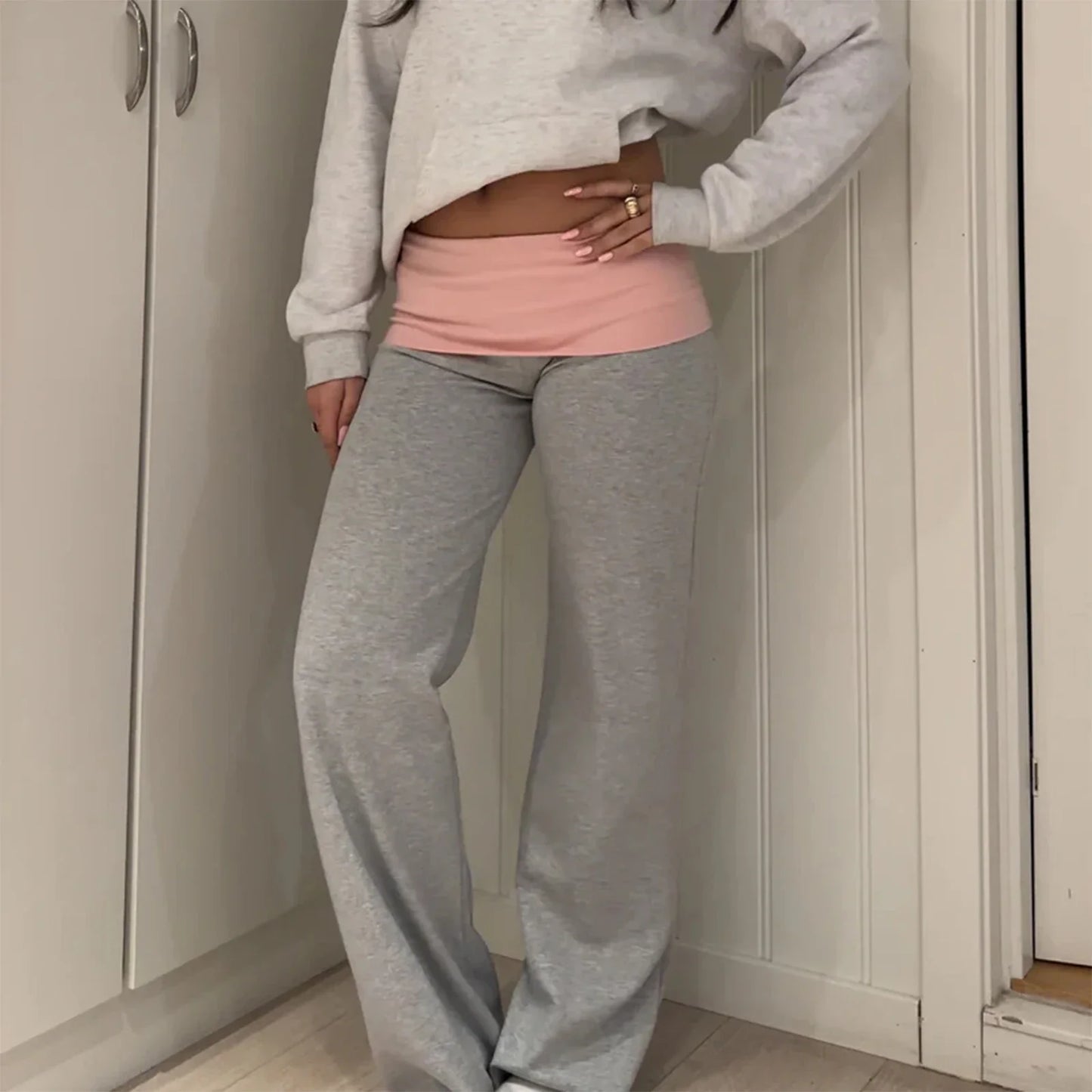 Contrast Color Flare Pants