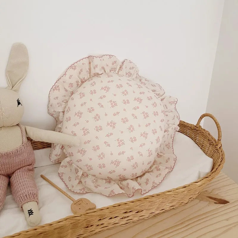 INS Round Ruffle Edge Floral Throw Pillow Stuffed Cushion Girl Heart Sweet Princess Cotton Home Bed Sofa Decor Cushion Headrest