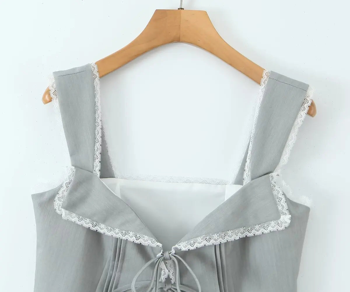 Lace Spliced V Neck Tank Top