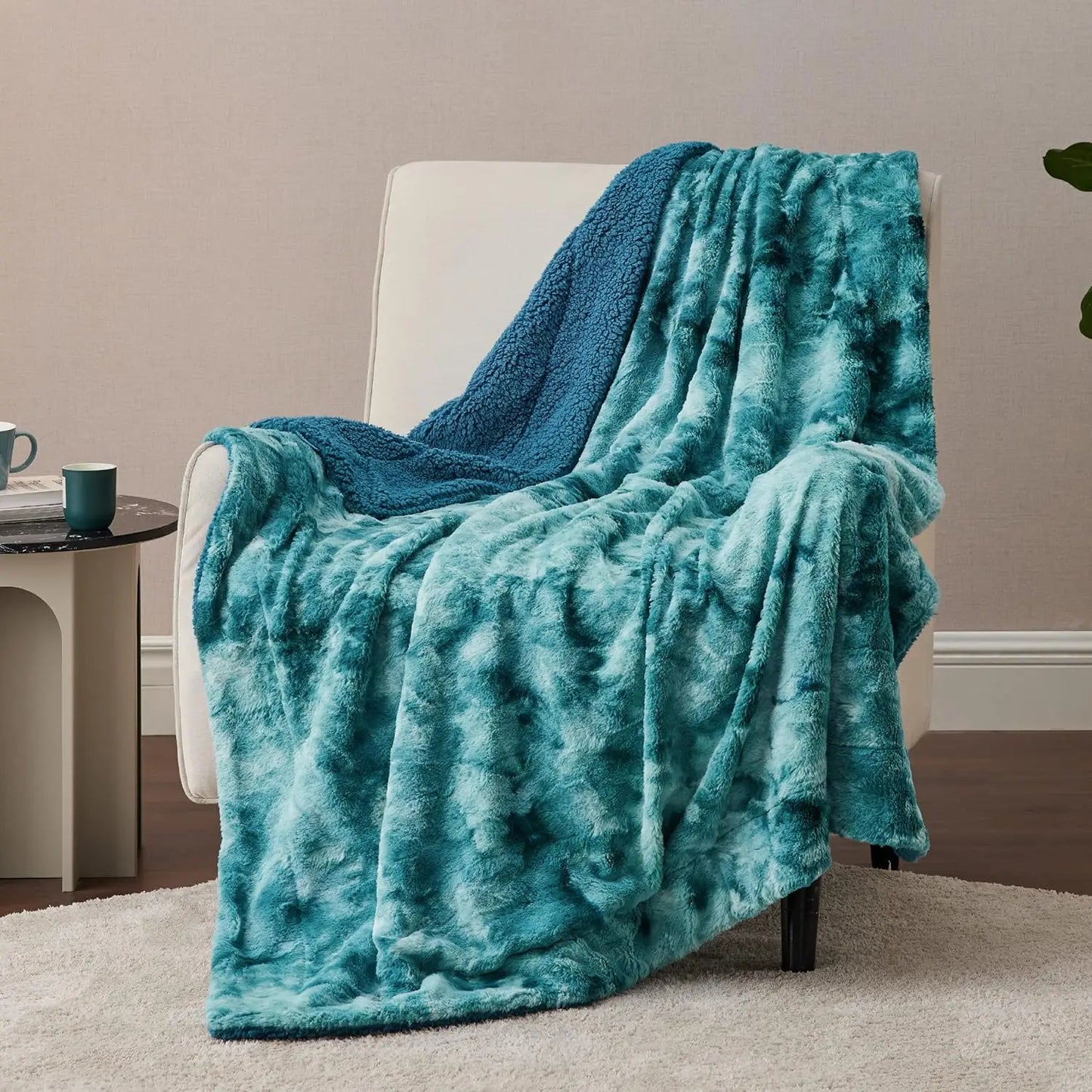 Fuzzy Blanket for Couch - Soft and Warm Sherpa, Cozy and Furry Faux Fur, Reversible Throw Blankets for Sofa and Bed