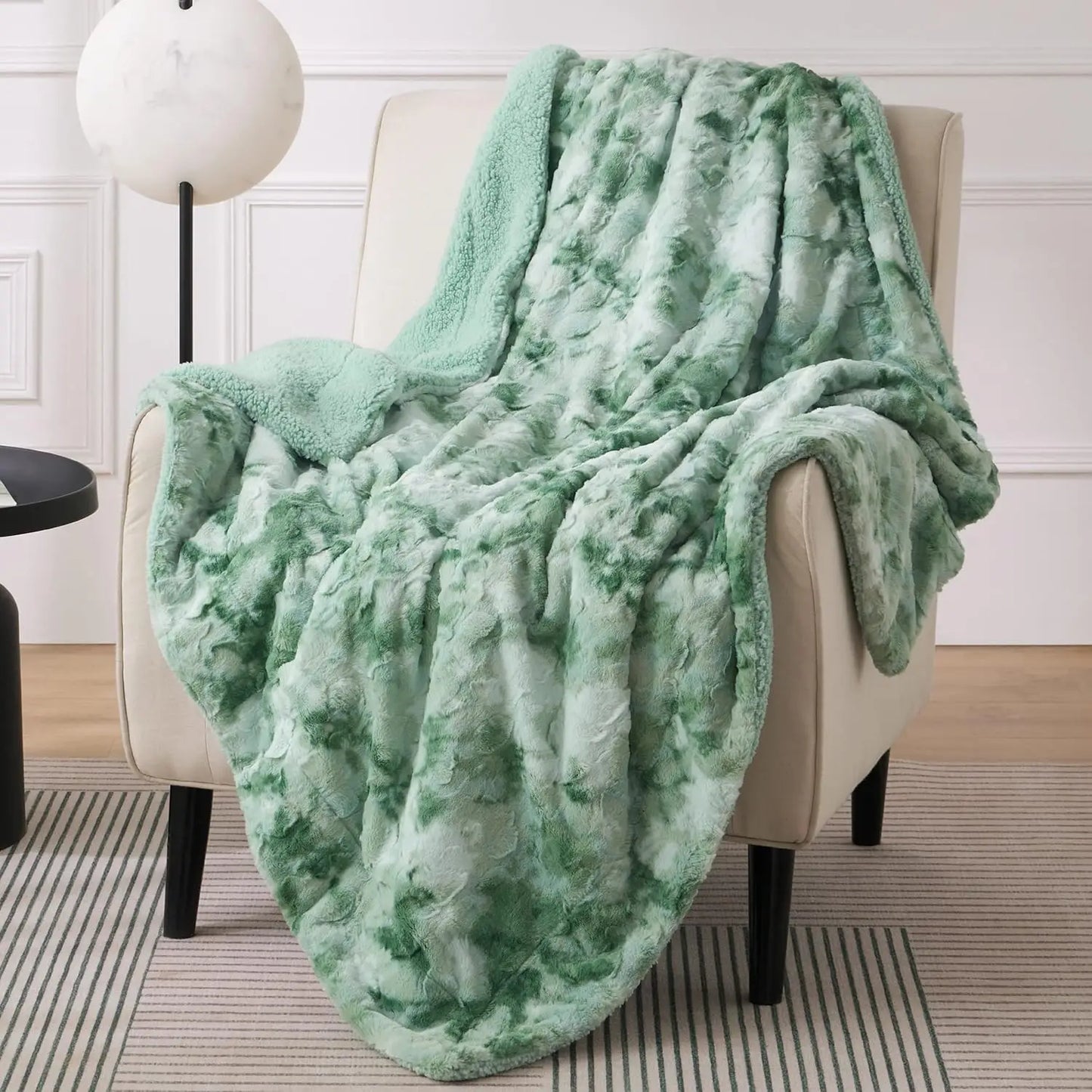 Fuzzy Blanket for Couch - Soft and Warm Sherpa, Cozy and Furry Faux Fur, Reversible Throw Blankets for Sofa and Bed