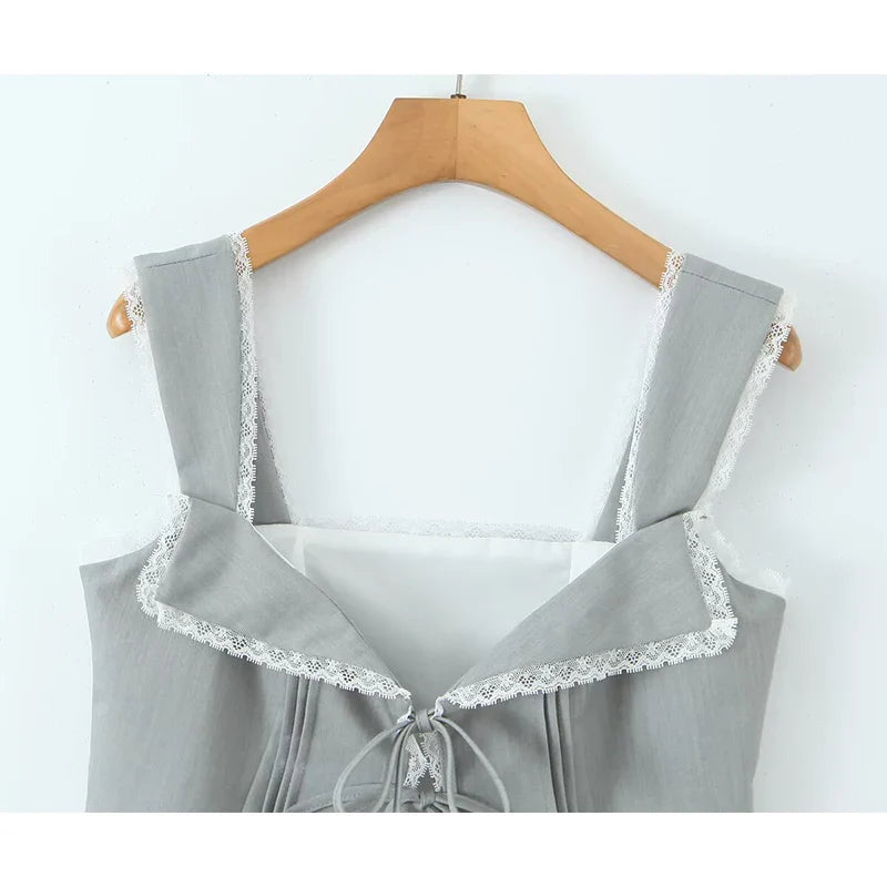 Lace Spliced V Neck Tank Top