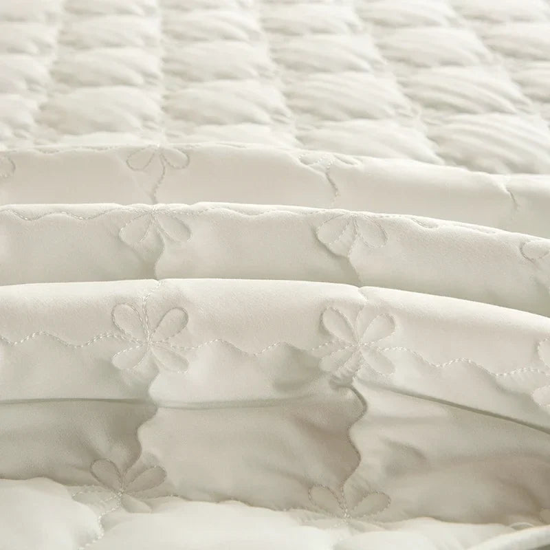 Thickened Bed Skirt Solid Color Bed Cover Quilted Mattress Protector покрывало Skin-friendly Bedspread (No Pillowcase)