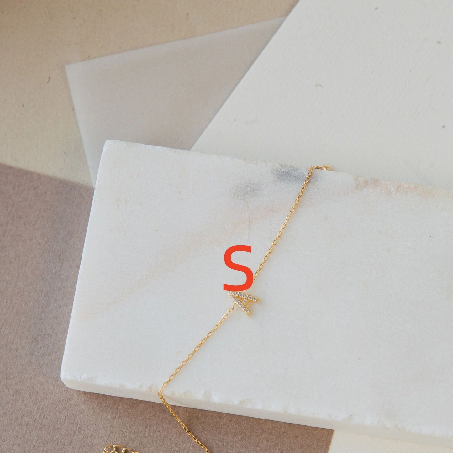 English 26 Letter Bracelet New Ladies With Diamonds