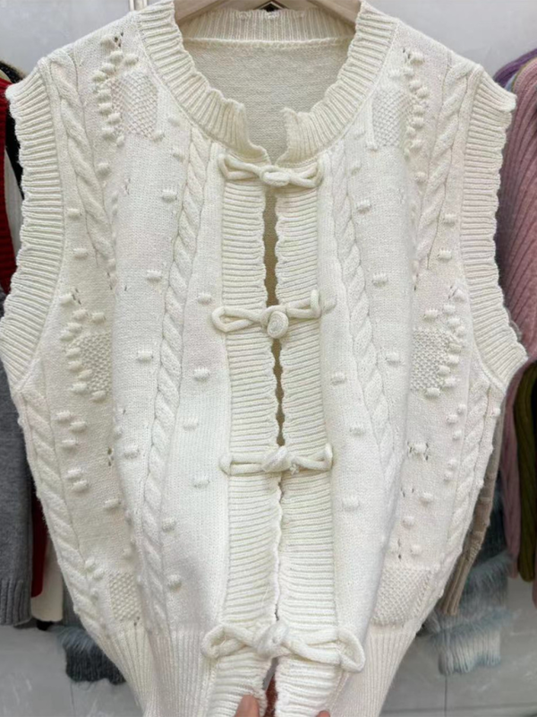 Knit Buckle Design Lace Collar Vest
