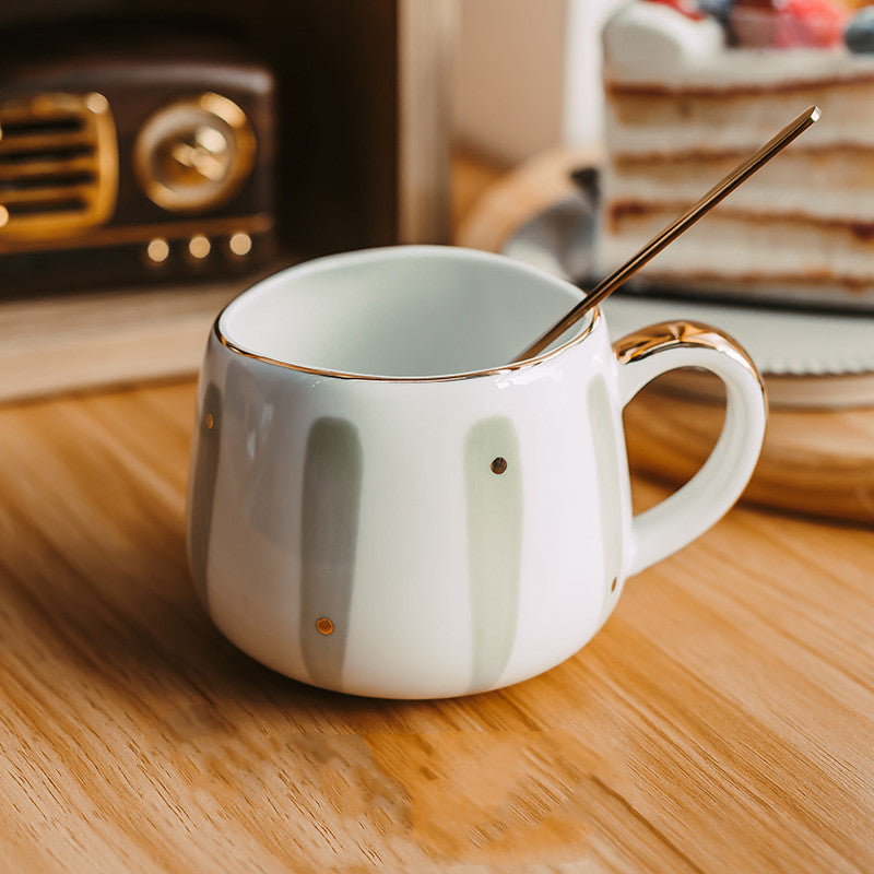 Simple Household Drinking Mug With Spoon