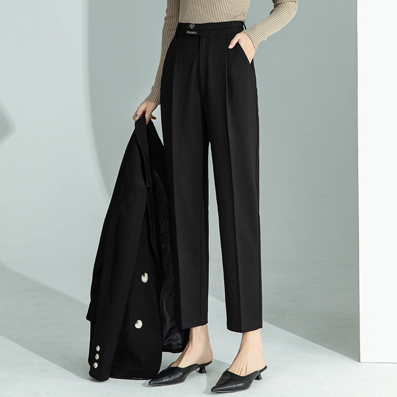 Women's Versatile Skinny Pleated Pants