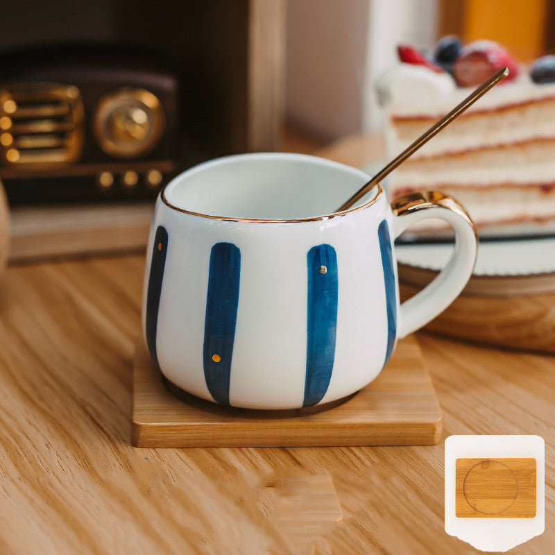 Simple Household Drinking Mug With Spoon