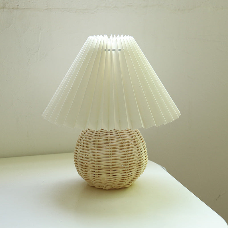 Girly Decorative Silk Pleated Retro Bedside Lamp