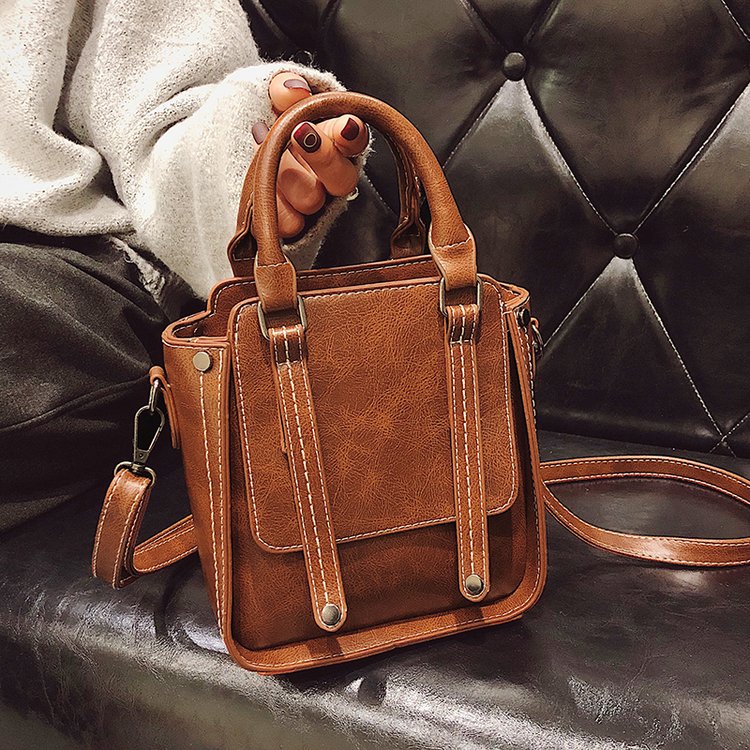 Retro Leather Ladies Bag