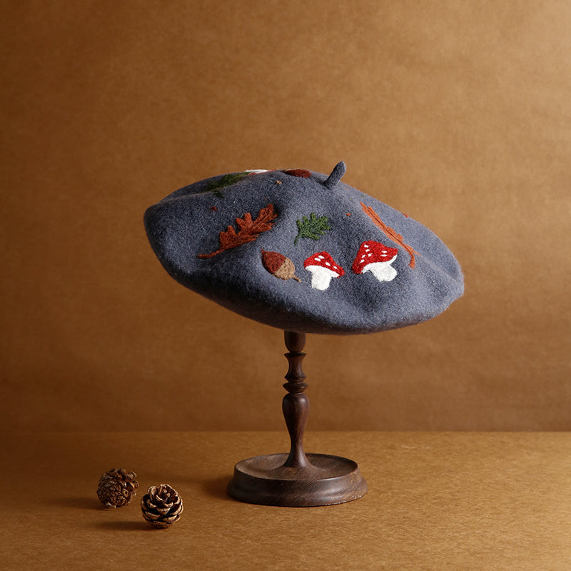 Autumn And Winter Hundred Take Rustic Literary Beret