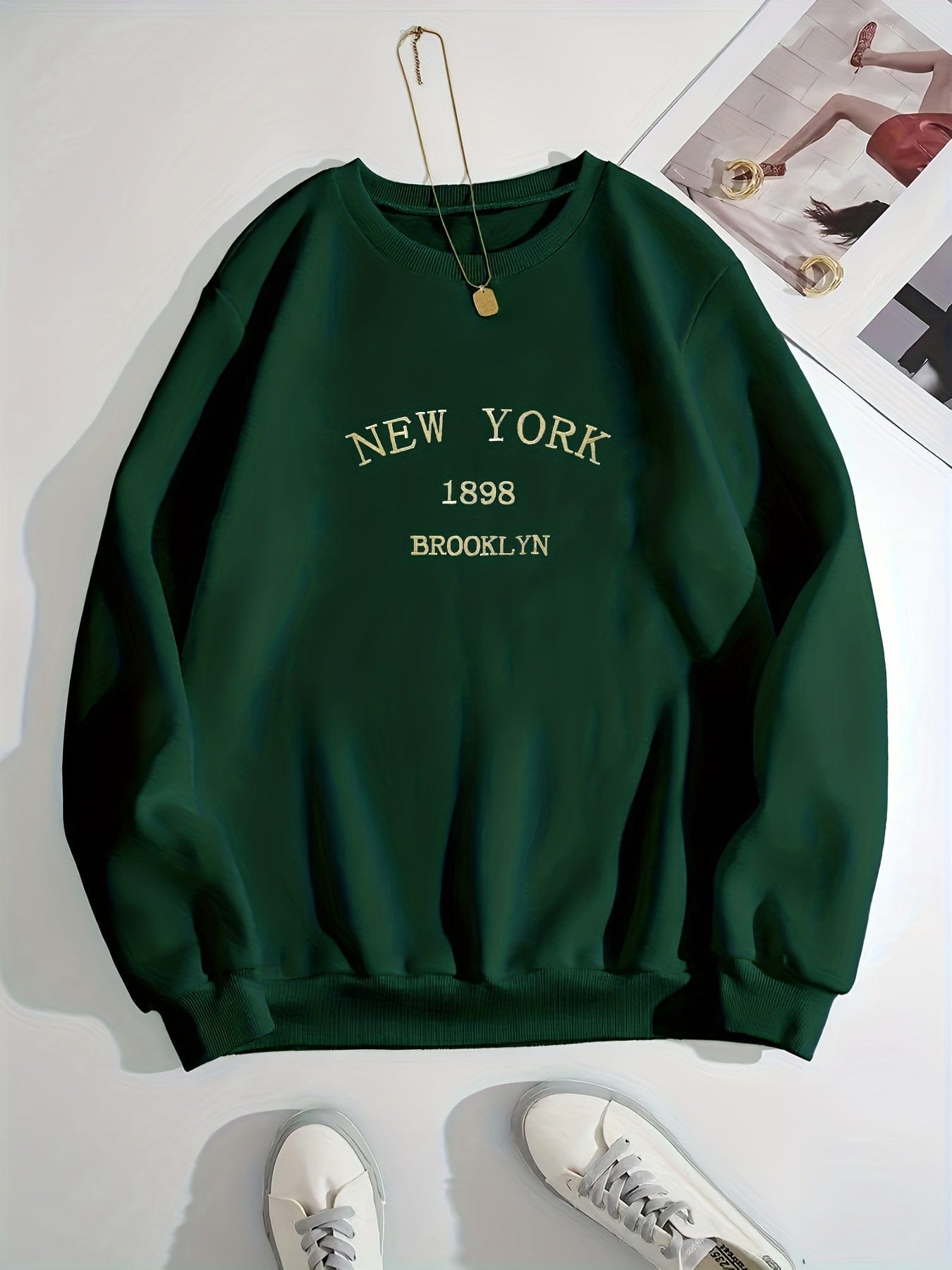 Brooklyn New York 1895 Dark Green Loose Casual Round Neck Pullover