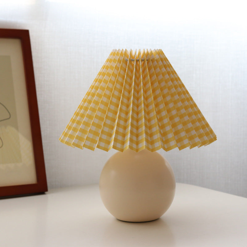 Girly Decorative Silk Pleated Retro Bedside Lamp