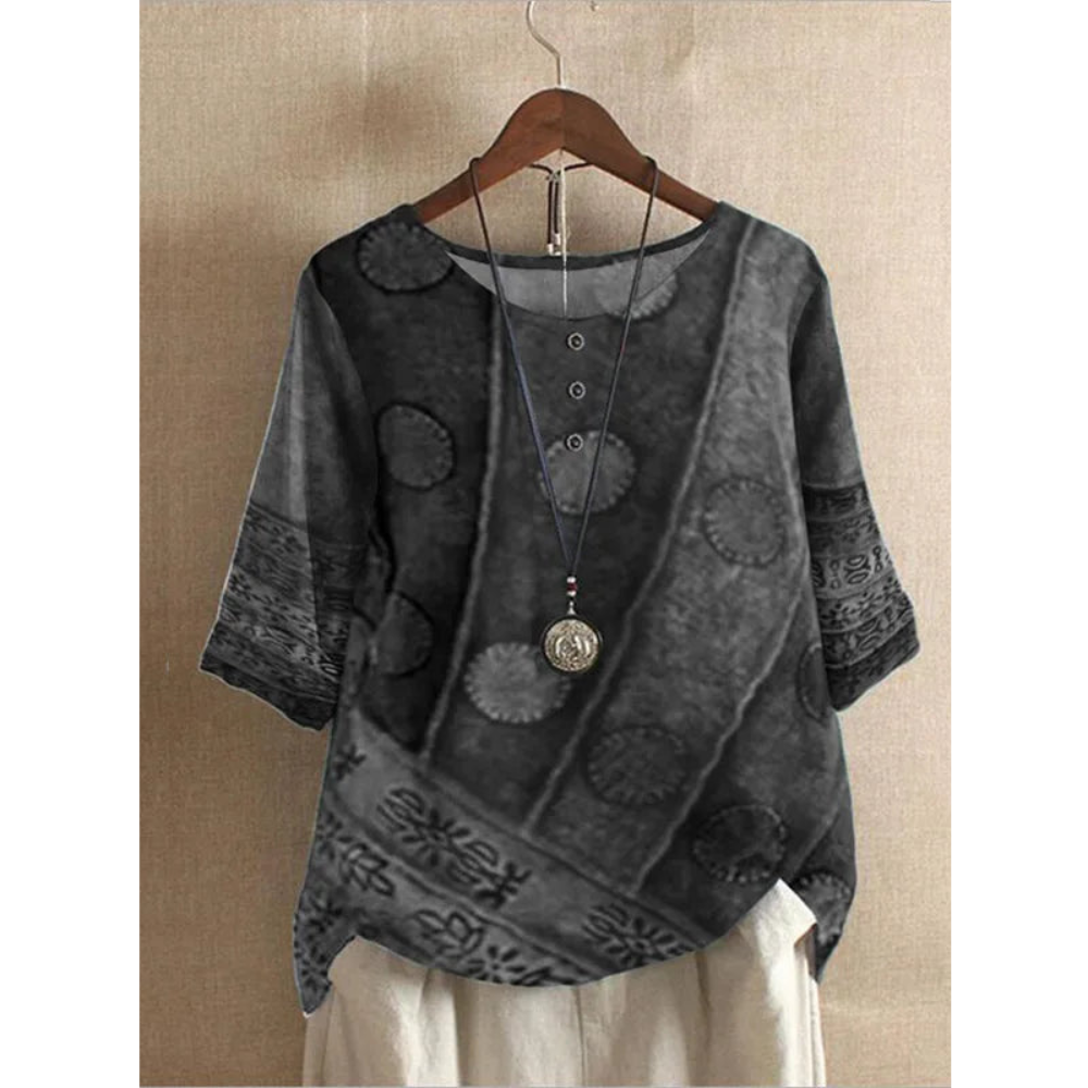 Comfortable Colorful Top With Half Sleeves