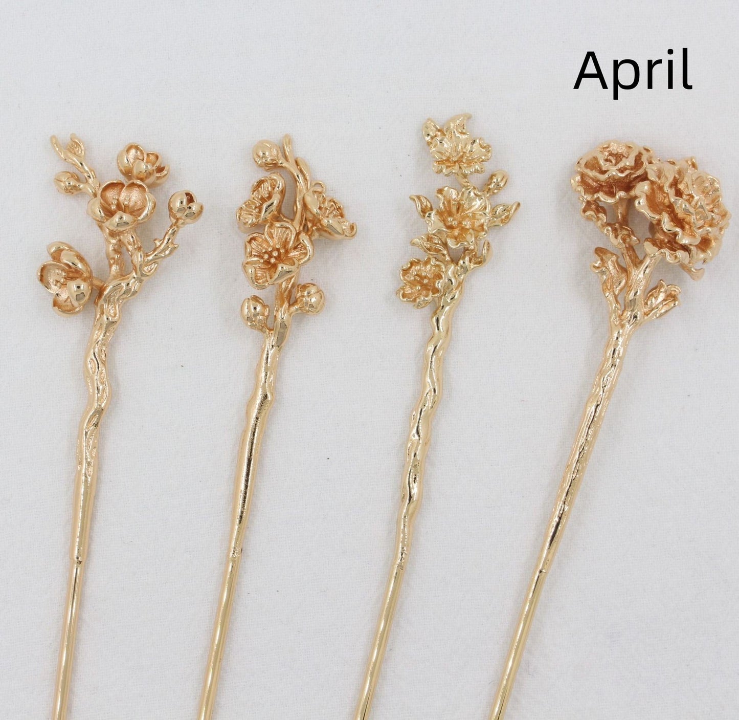 Antique Material Flower Season Hairpin