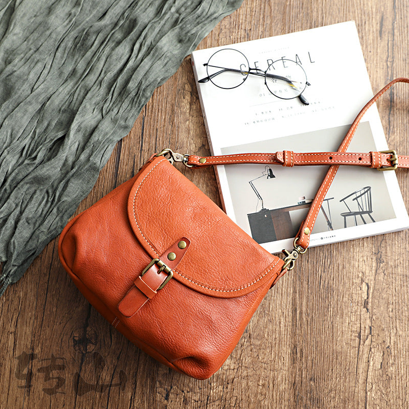 Handmade Vegetable Tanned Leather Bags With Retro Art