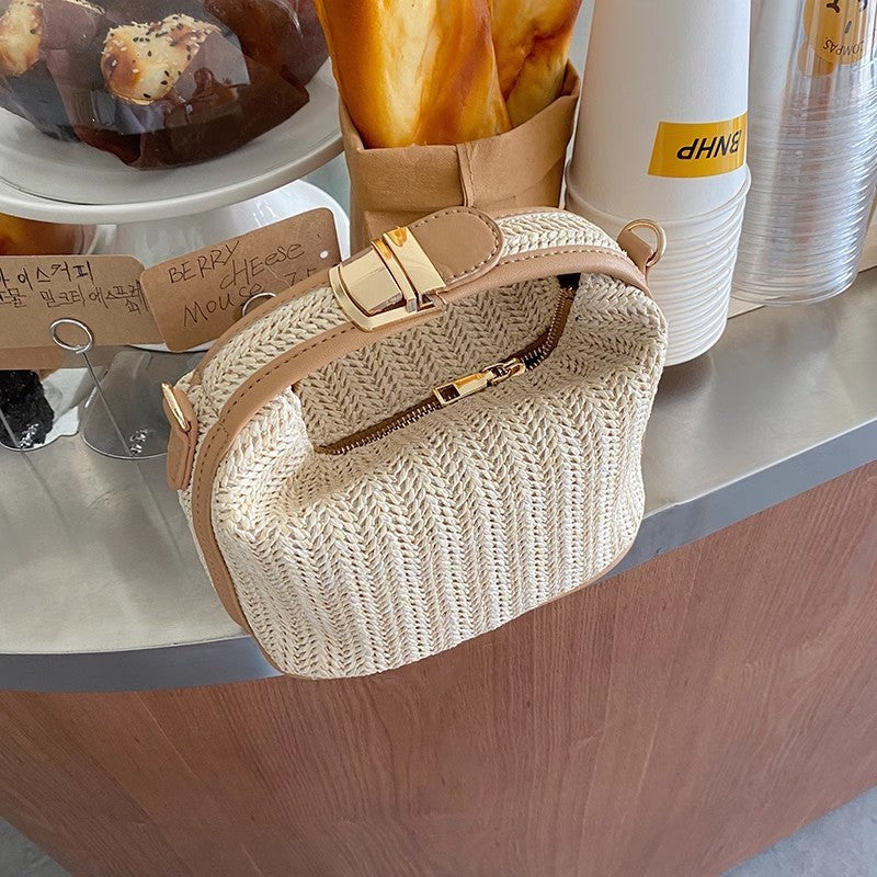 Portable Straw Shoulder Messenger Bag Fashion