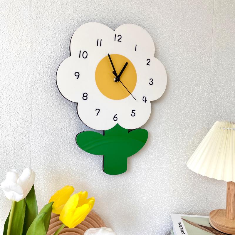 Simple Flower Creative Literary Cartoon Wall Clock