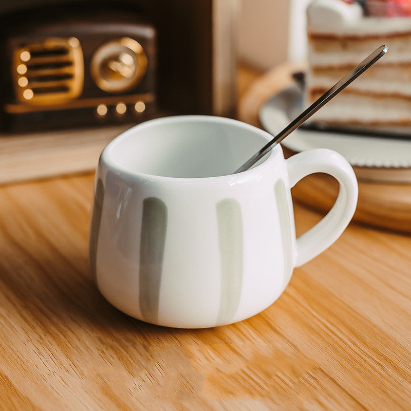 Simple Household Drinking Mug With Spoon