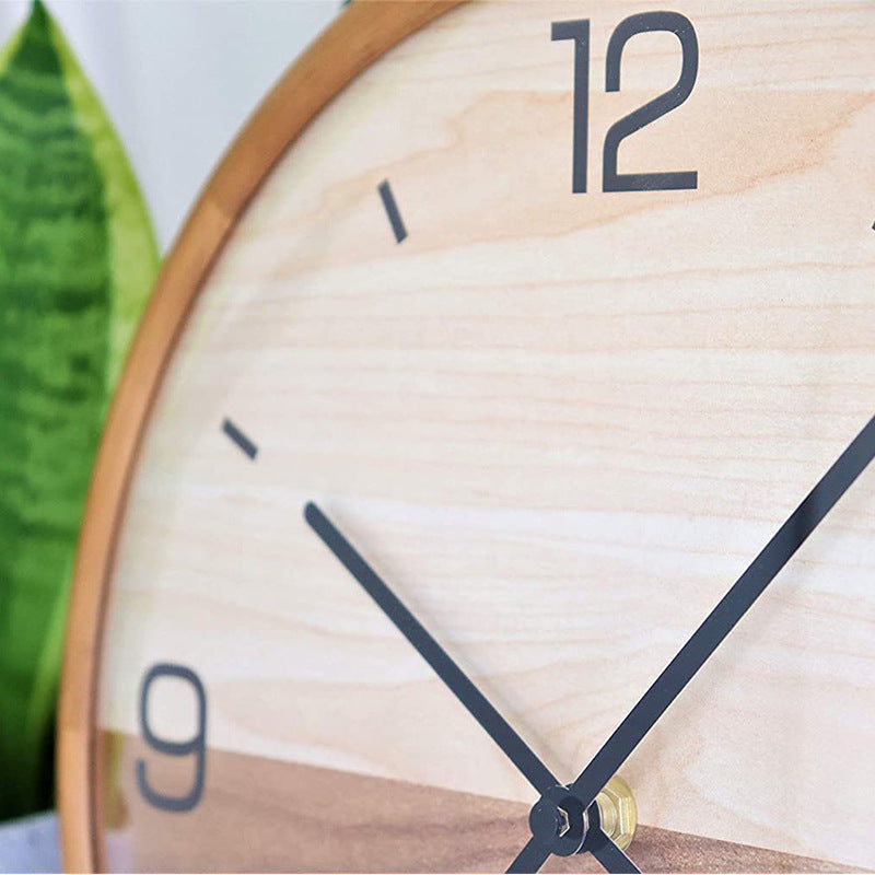 Creative Solid Wood Simple Living Room Silent Quartz Clock