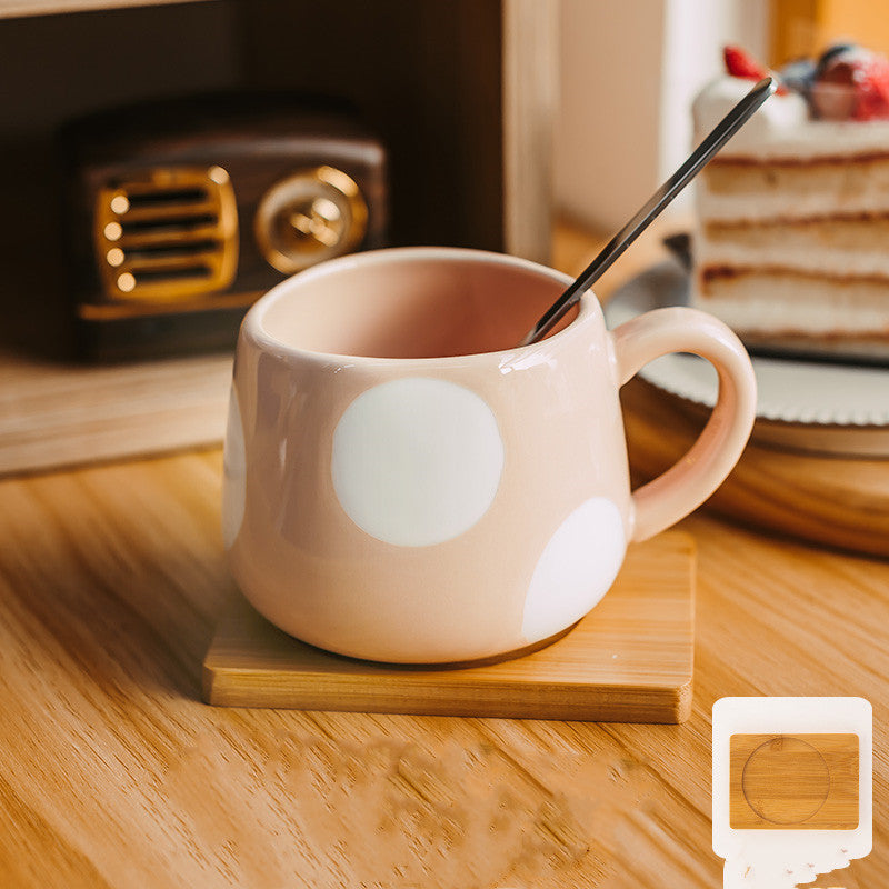 Simple Household Drinking Mug With Spoon