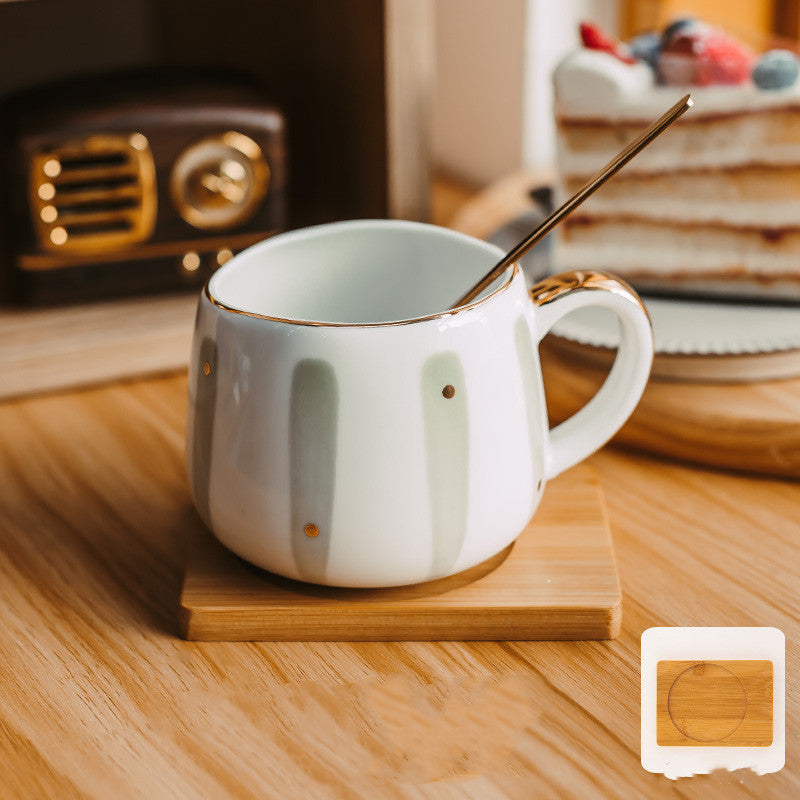 Simple Household Drinking Mug With Spoon