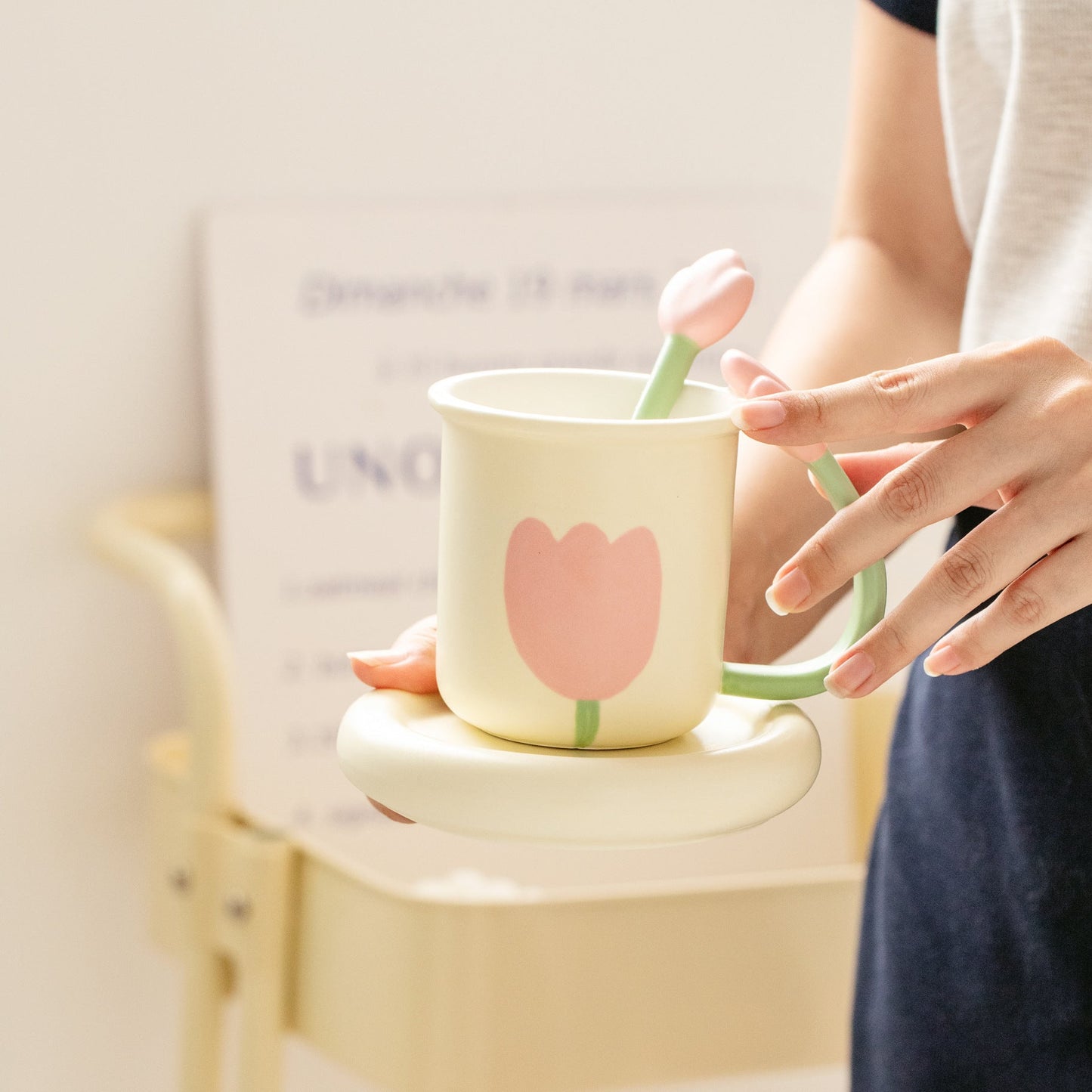 Cute Girl Good-looking Couple Water Mug