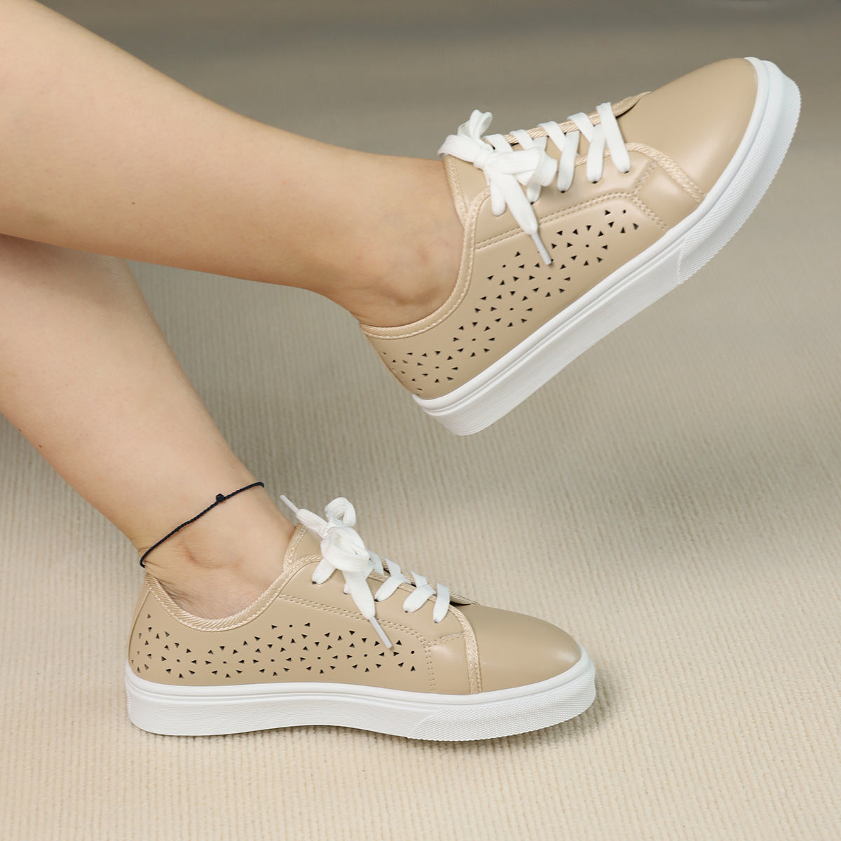 Fashion Versatile Casual Sneakers