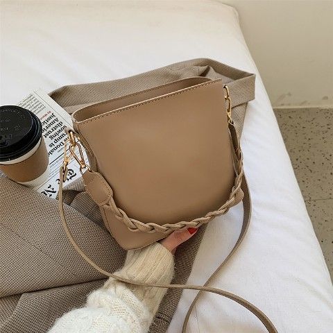 Fashion Retro One-shoulder Crossbody Underarm Bucket Bag