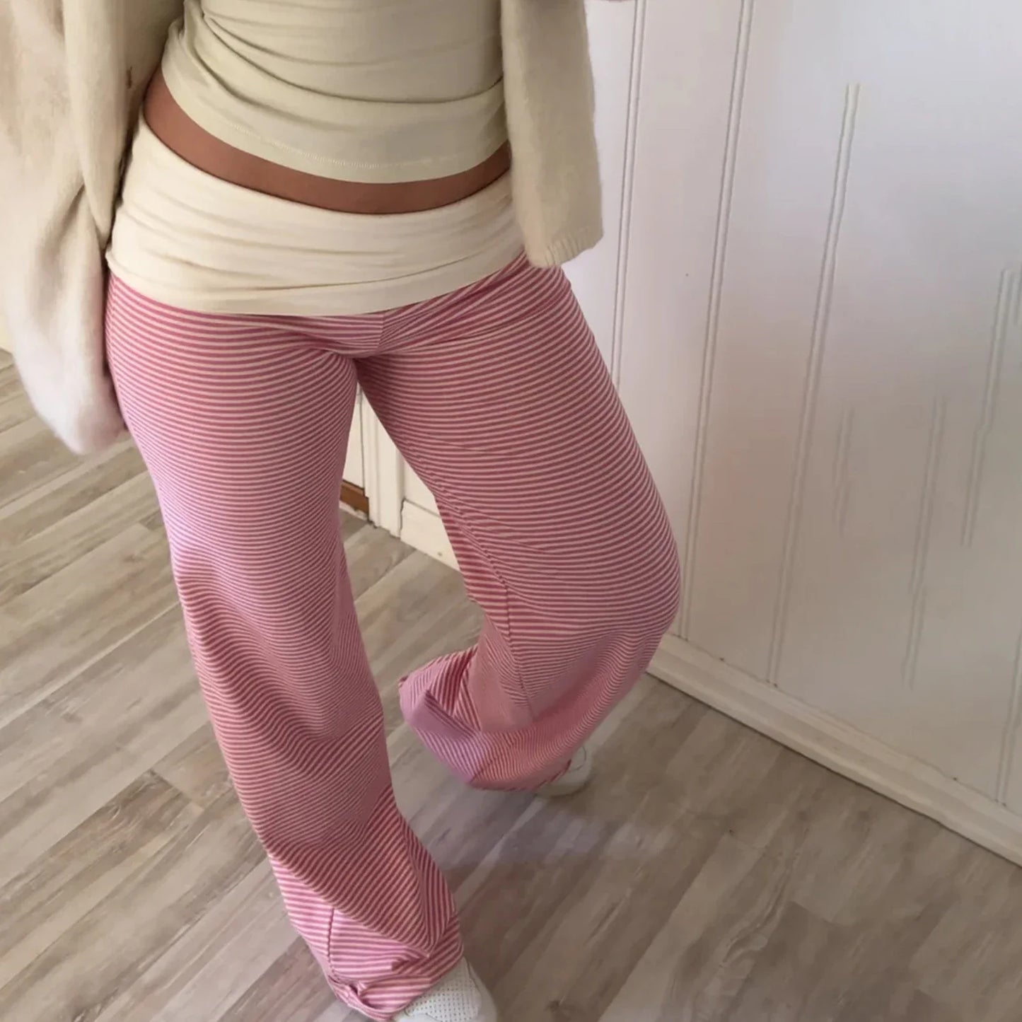 Contrast Color Flare Pants