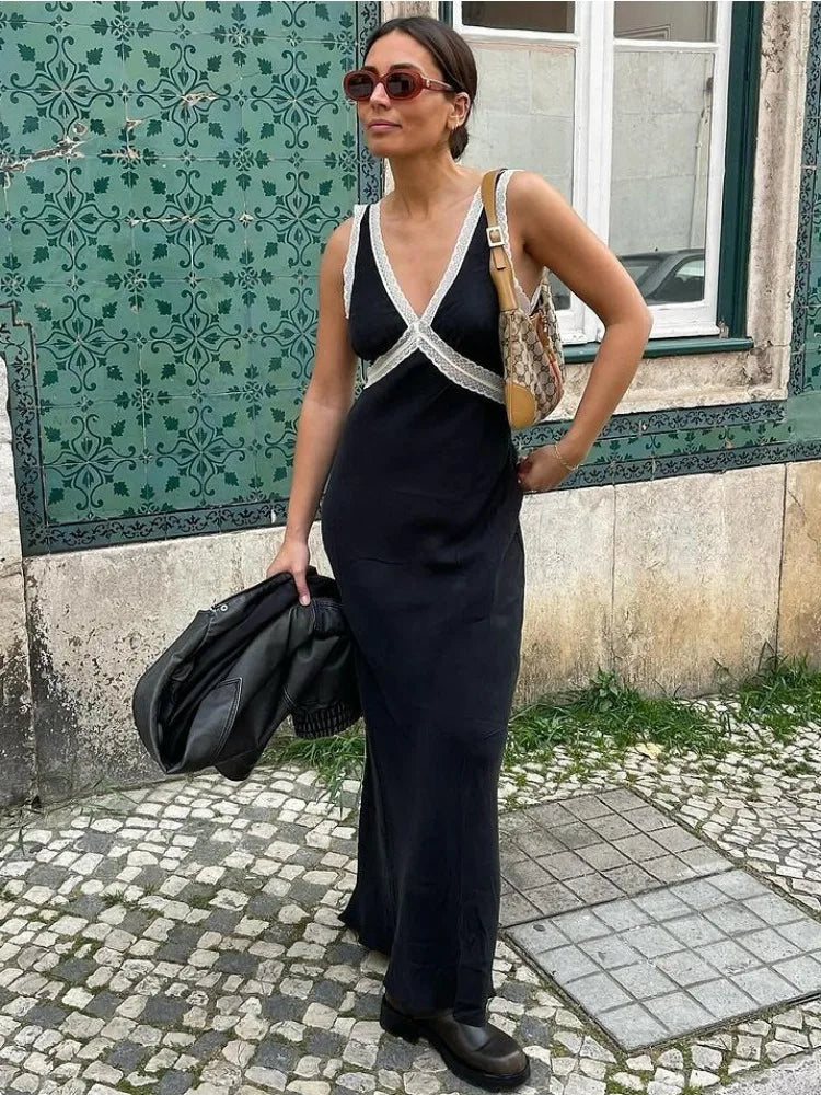 Lace Patchwork V-Neck Maxi Dress