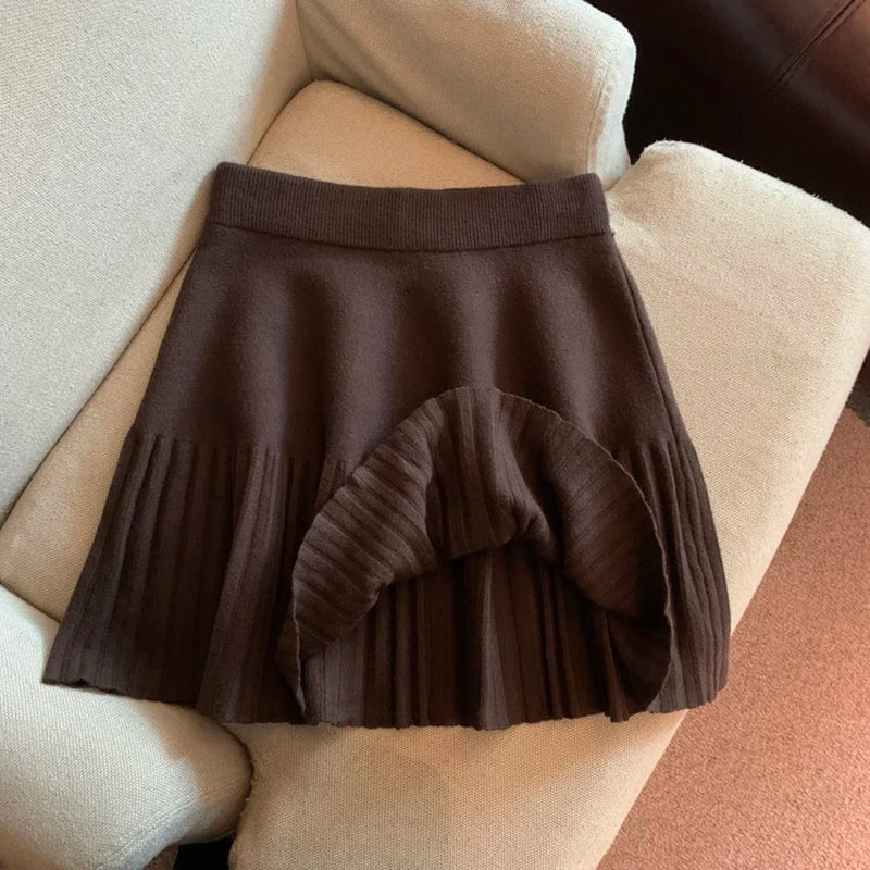 Knitted Pleated High-Waisted Mini Skirt