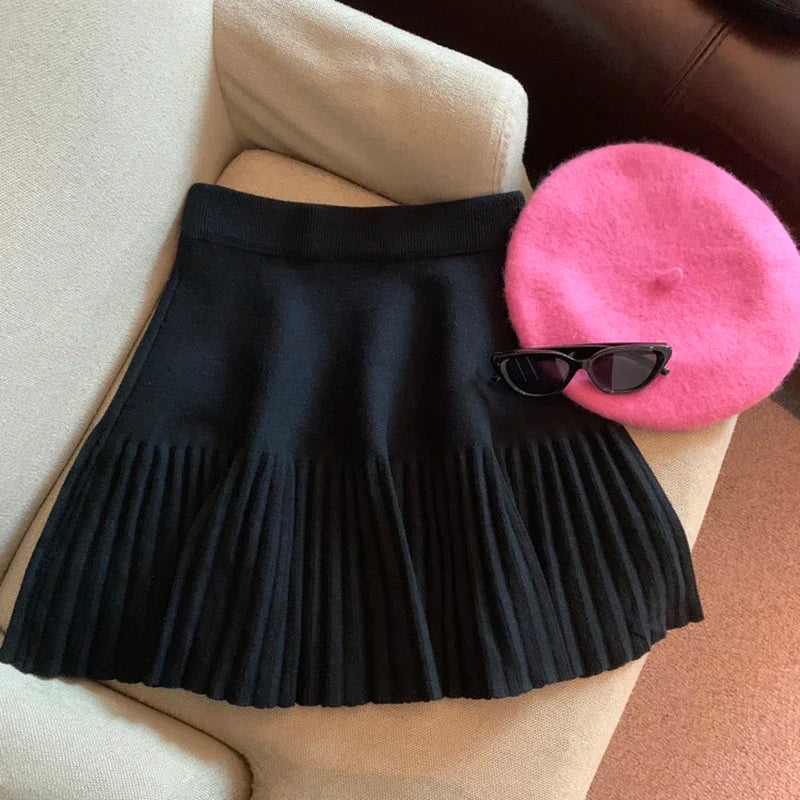 Knitted Pleated High-Waisted Mini Skirt