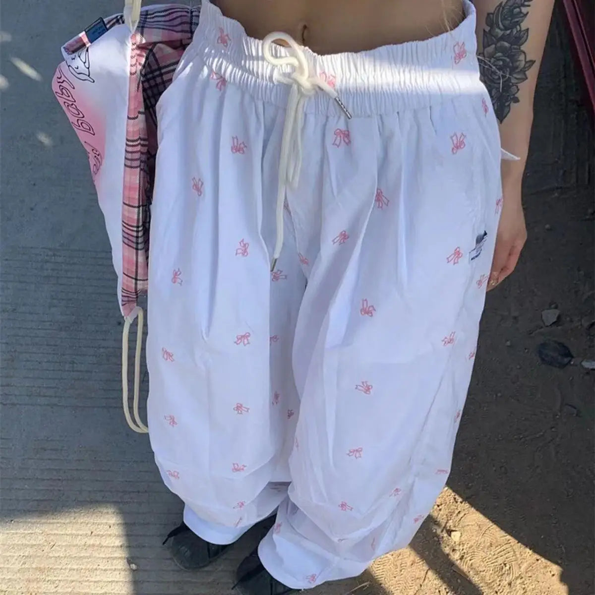 Parachute White Baggy Bow Printed Sweatpant