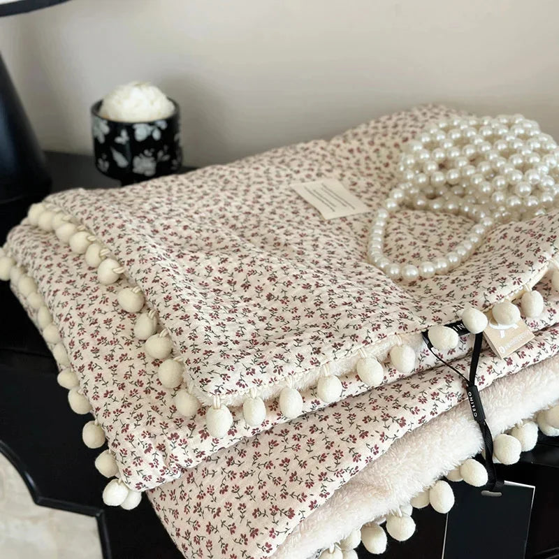 Fleece Blanket Light Luxury Ins Crepe Cotton Multi-functional Small Blanket Office Nap Blanket Shawl Cover Blanket