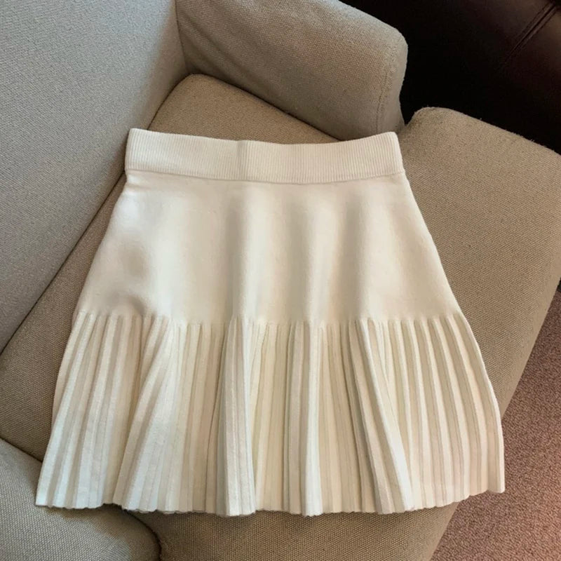 Knitted Pleated High-Waisted Mini Skirt