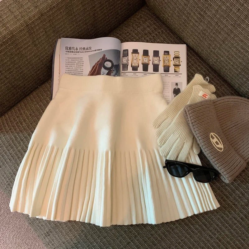 Knitted Pleated High-Waisted Mini Skirt