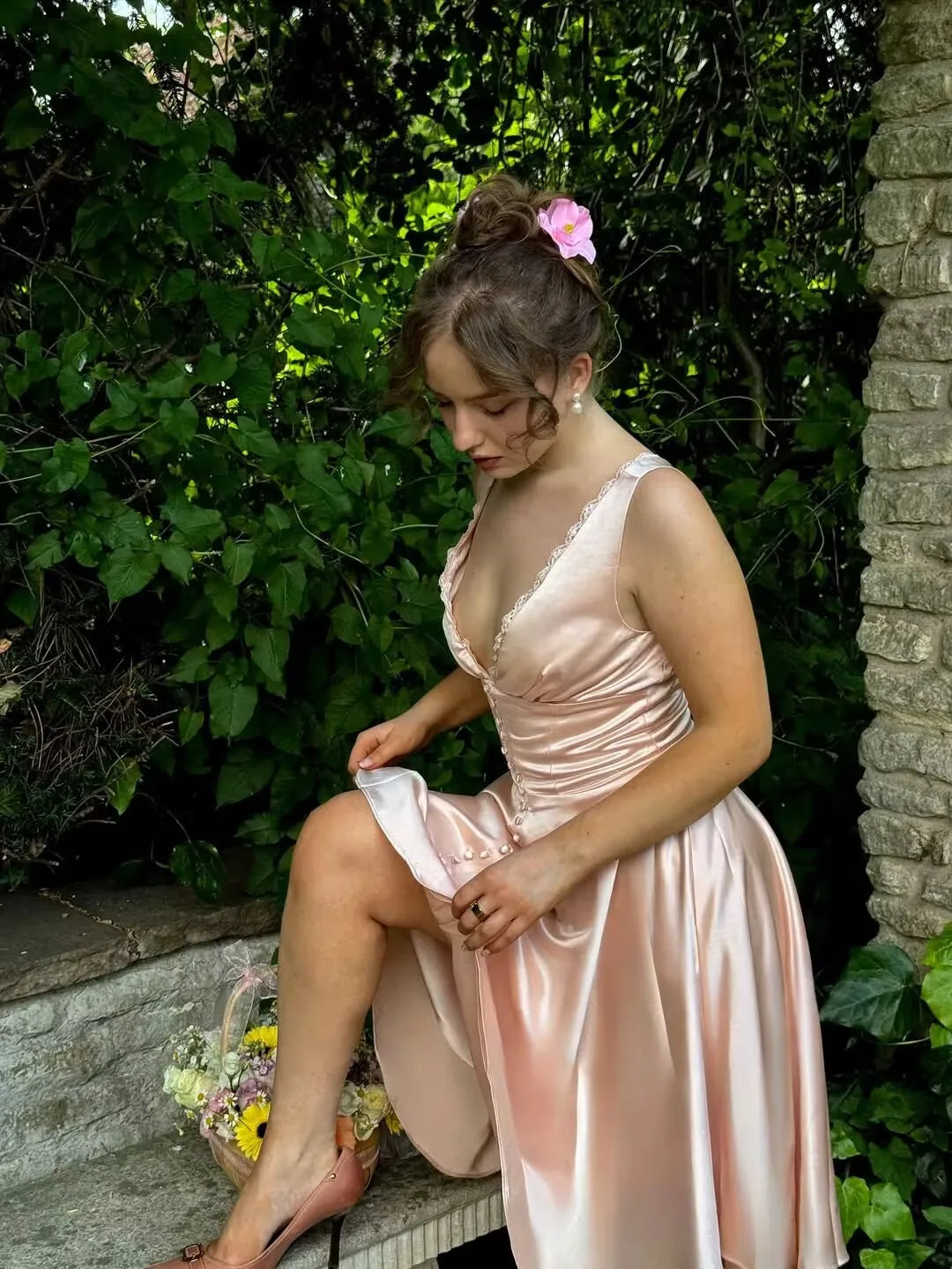 Pink Sleeveless V Neck A-line Midi Dress