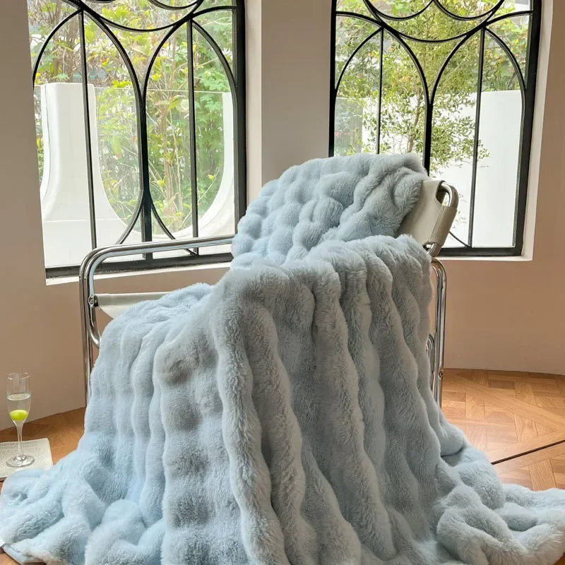 Luxury faux fur Blanket home bed linen Bubble Fleece Knee blanket bed Plaid plush sofa blankets for winter Bedspread on the bed