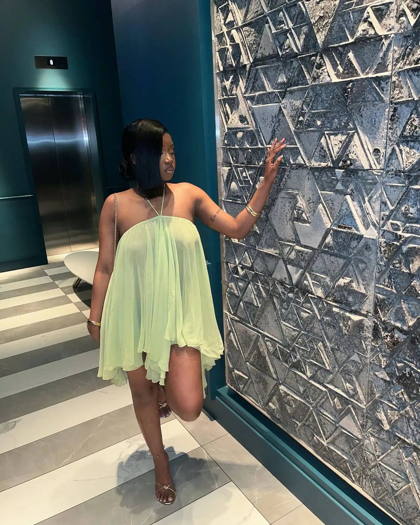 Frill O-Shaped Mini Dress