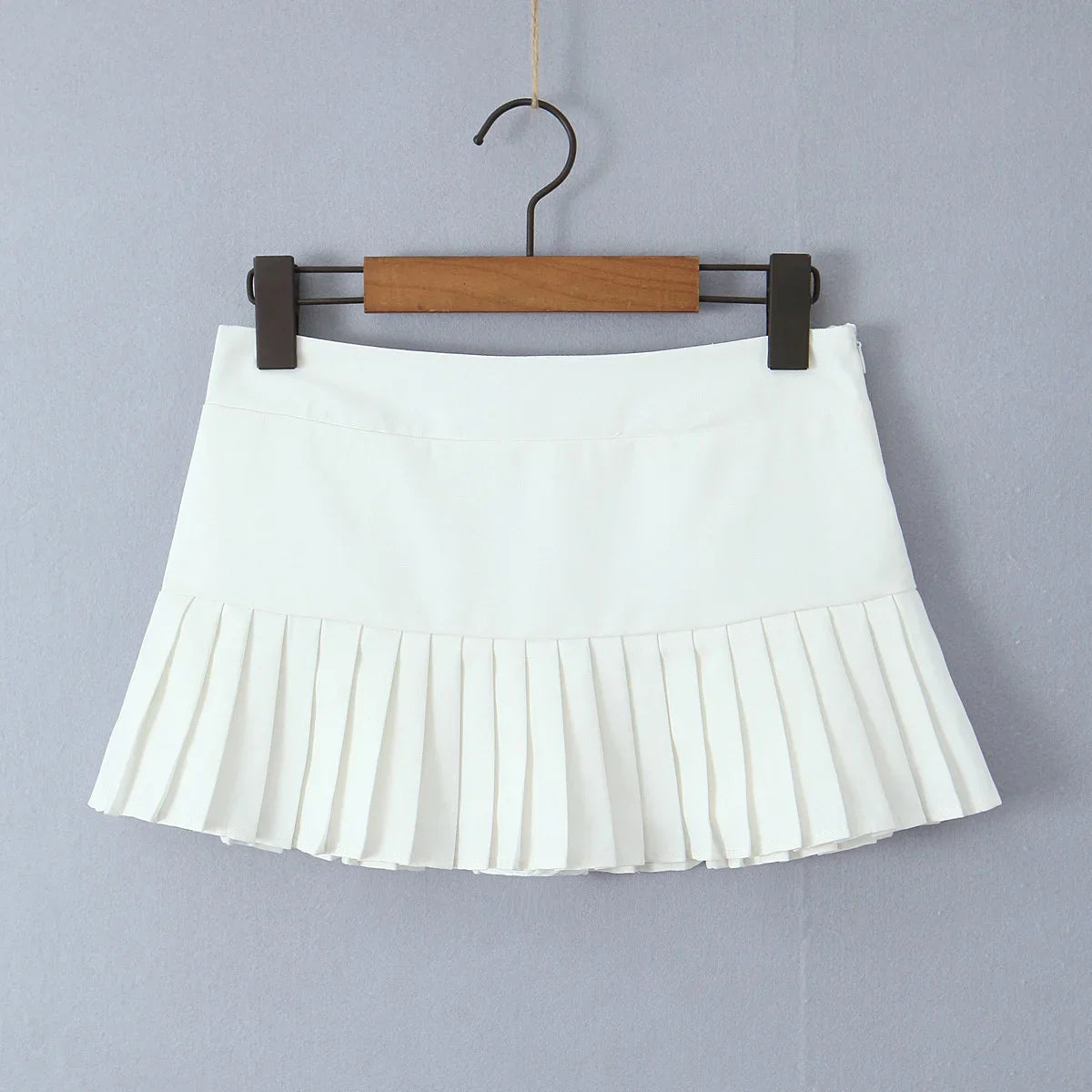 Solid Pleated Low Waist Short Skirt