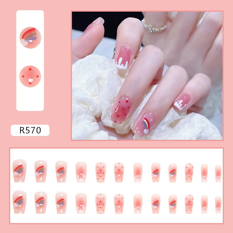 24Pcs/Box New Christmas Elk Snowflake Fake Nails Artificial Short Round Press on Acrylic Nails Tips Coffin Nail with Glue