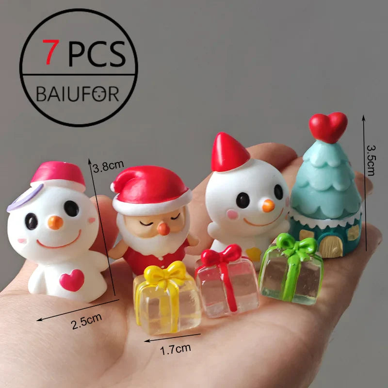 Miniature Christmas Tree Santa Claus Snowmen Gift Box Terrarium Accessories Fairy Garden Figurines Dollhouse Decor