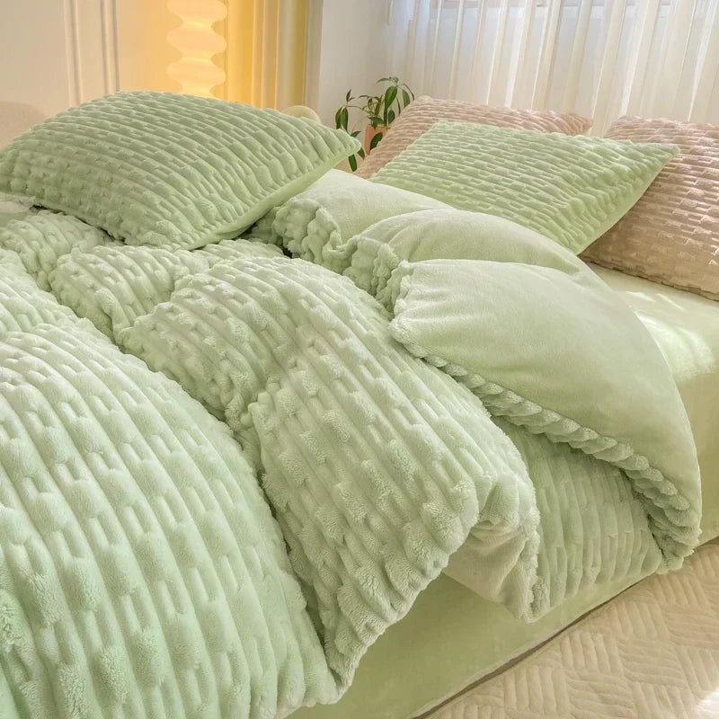 New Rabbit Velvet Milk Single Product Quilt Cover Thickened Warm Solid Duvet  Bedding for Double Use in Autumn/ Winter  220x240