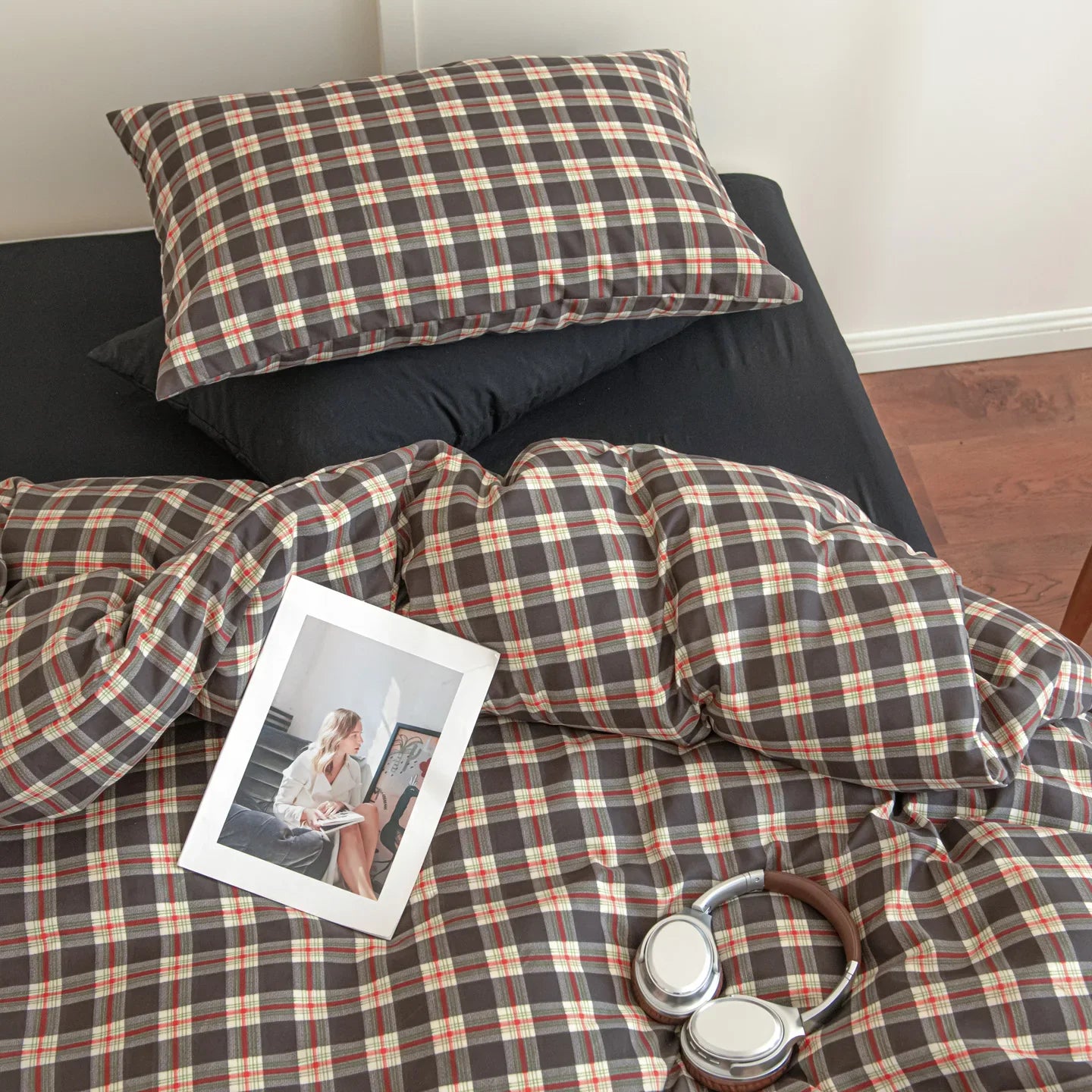 Vintage Style Plaid Bedding Sets 2025 New Soft Bed Sheet Set Woman Duvet Cover For Girls With Pillow Covers Quilt Cover