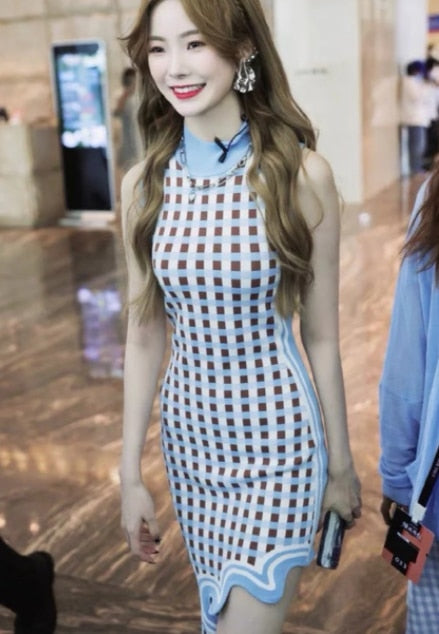 Asymmetrical Wavy Hem Round Collar Knit Midi Dress