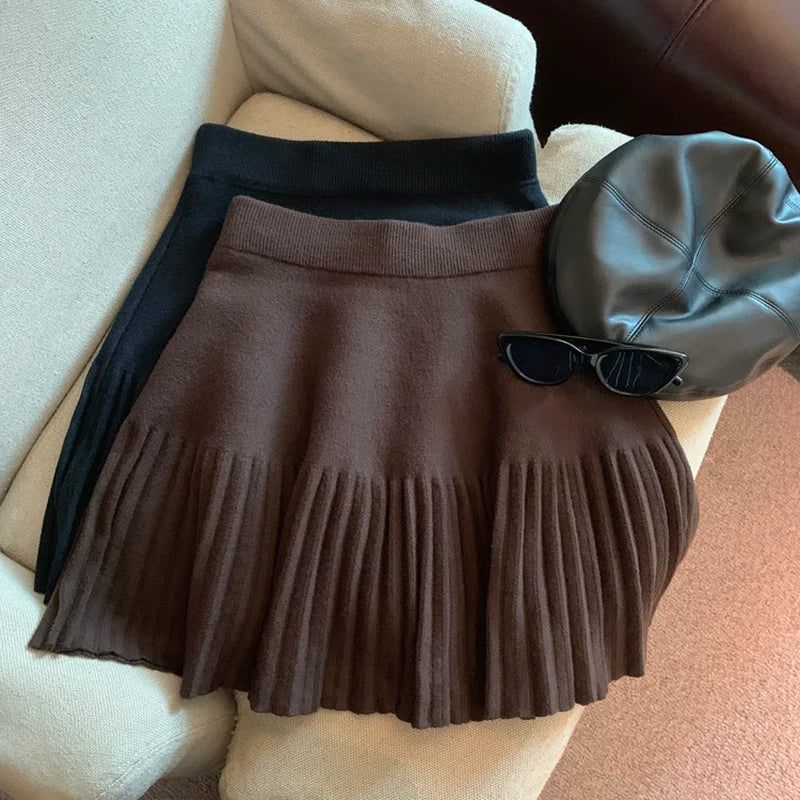 Knitted Pleated High-Waisted Mini Skirt