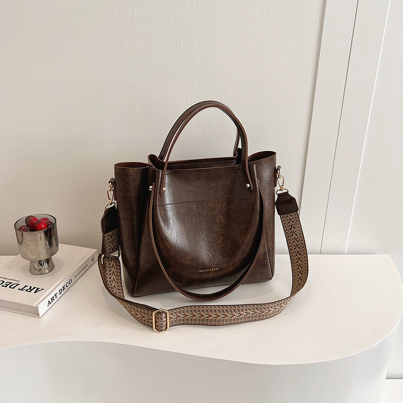 Women's Simple Retro Fashion Shoulder Bag